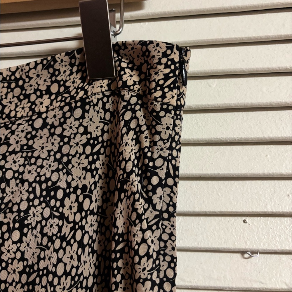 Zara Floral Midi Skirt size L - Picture 4 of 9